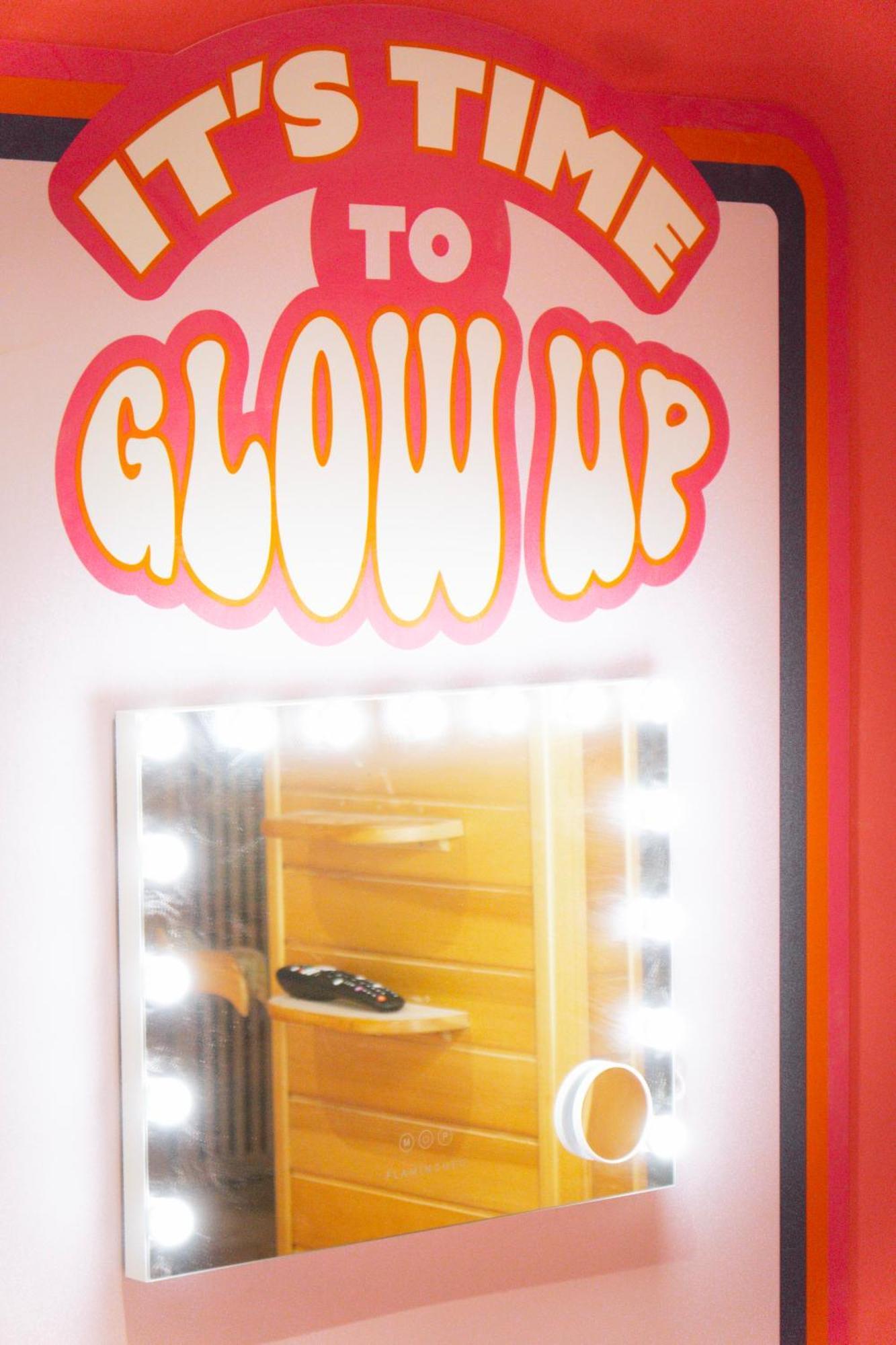Capsule Girl Power Spa - Balneo - Sauna - Karaoke - Billard - 2 Chambres Charleroi Zewnętrze zdjęcie