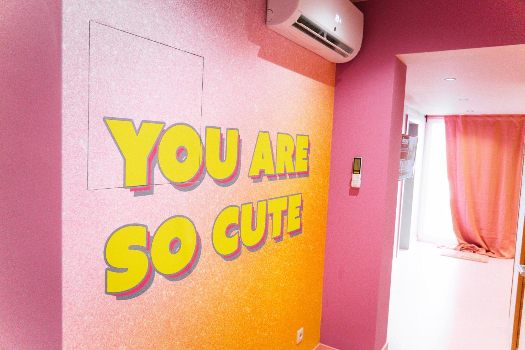 Capsule Girl Power Spa - Balneo - Sauna - Karaoke - Billard - 2 Chambres Charleroi Zewnętrze zdjęcie